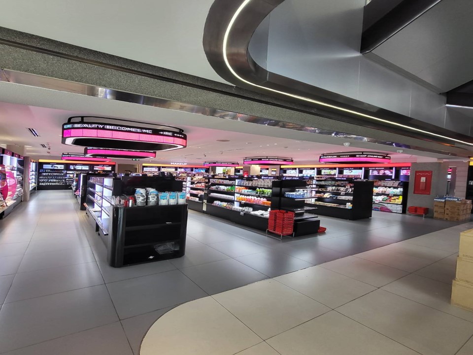 โครงสร้างติดตั้งจอ LED